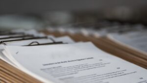Fausse fiche de paie : attention aux risques et sanctions 🚨📄